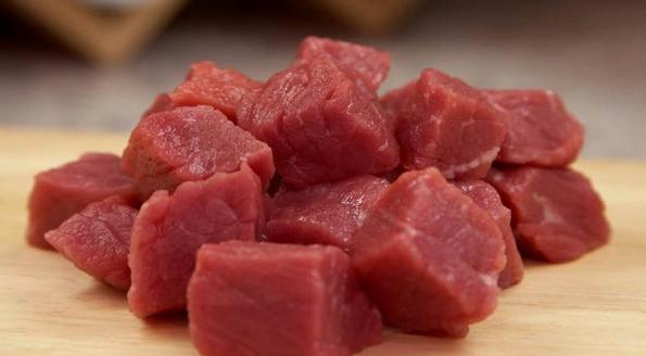 ماهیت انواع گوشت شتر مرغ چیست؟